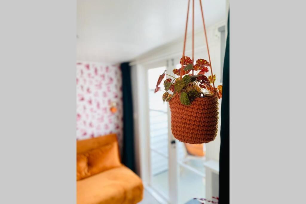 The Yellow Door Whitstable - Peaceful Retreat Close To Beach Ngoại thất bức ảnh
